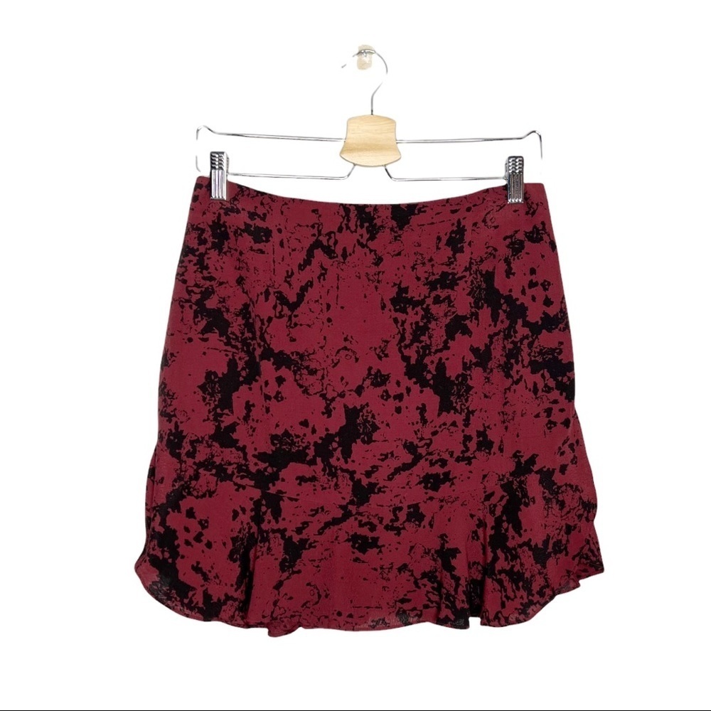 Banana Republic Burgundy Wine Splattered Print Ruffle Skirt